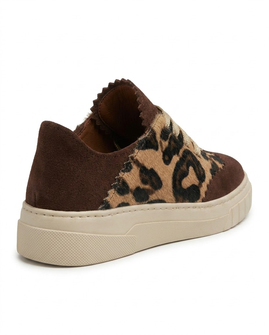 The Zaria Sneaker