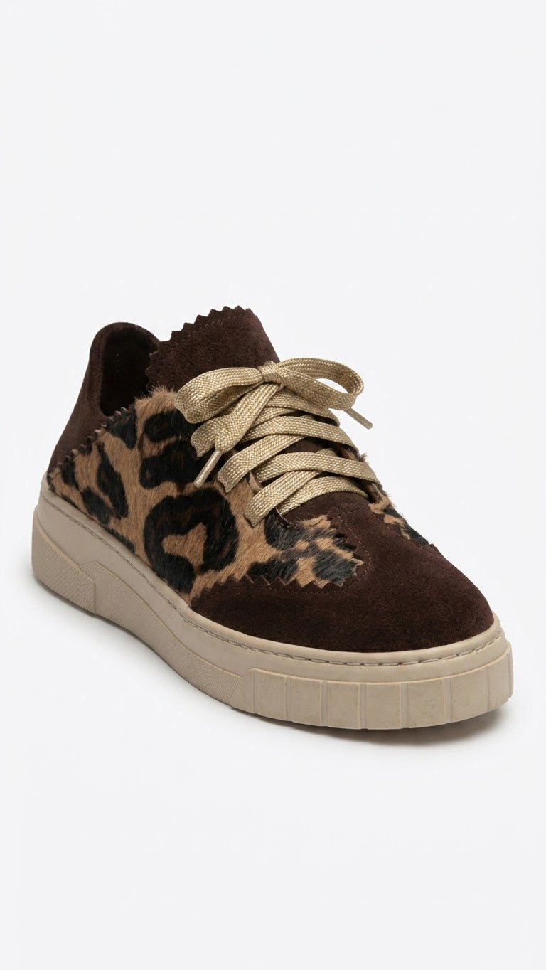 The Zaria Sneaker