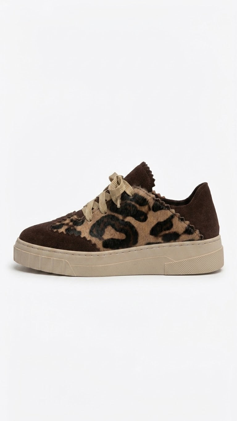 The Zaria Sneaker